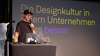 .diff Employees at a lecture on design culture